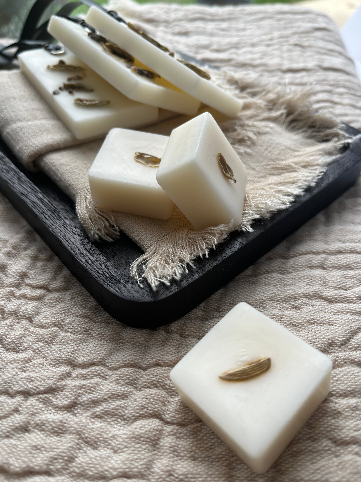 Green Fig + Cardamom Botanical Soy Wax Melts